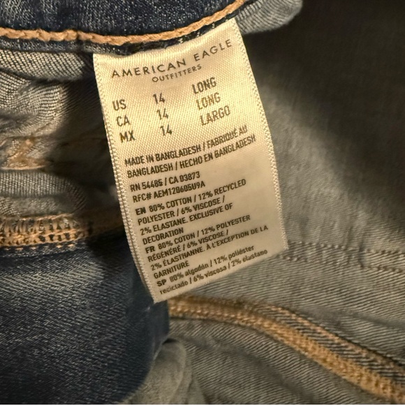 Classic Blue Flared Women Jeans - Picture 6 of 6